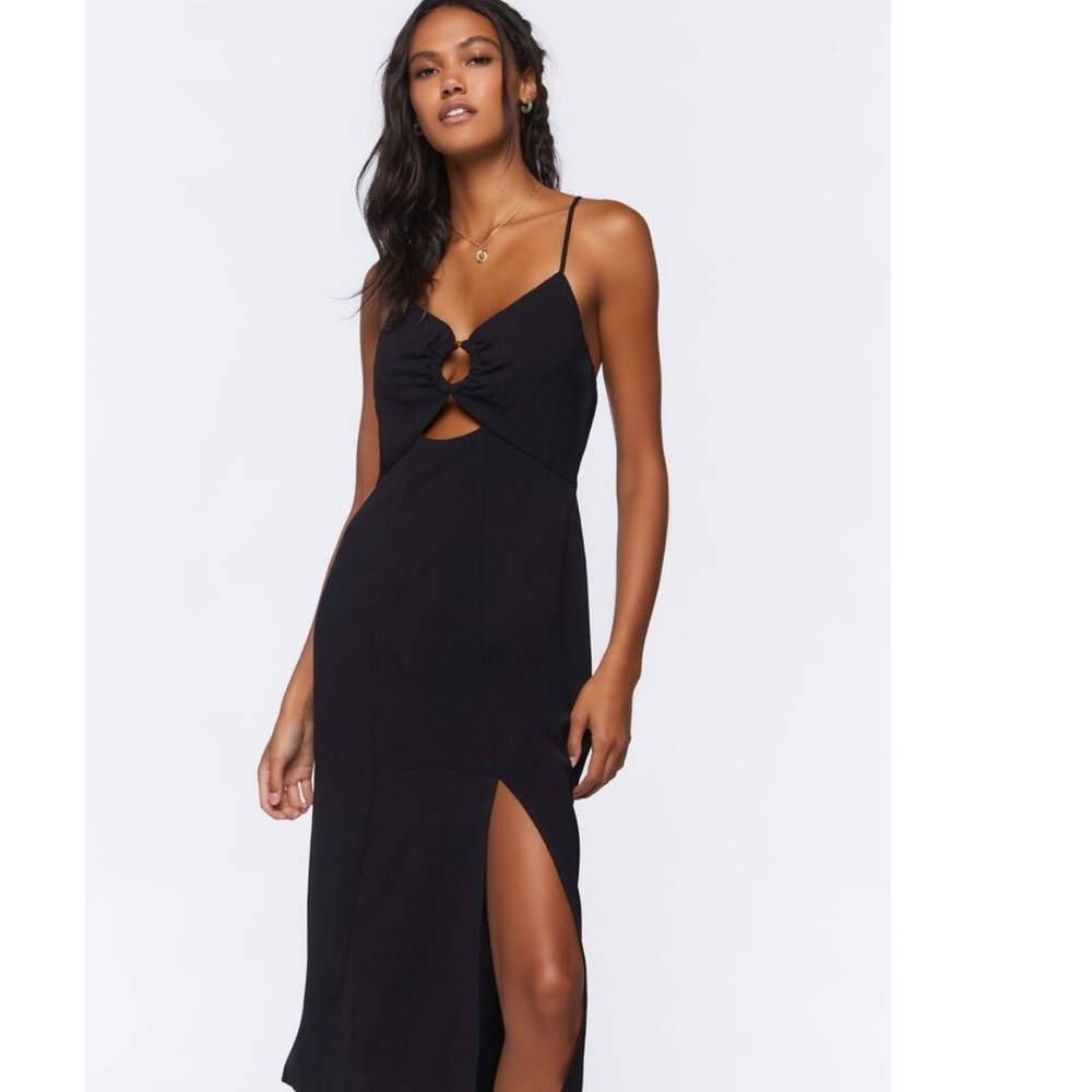 Cute dress has cutout in the chest